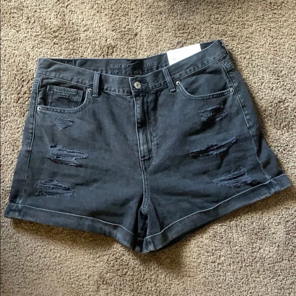 American Eagle | Mom Jean Shorts